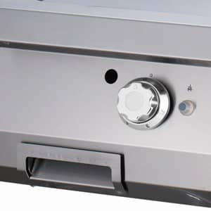 Heavy Duty Griddle - Half Grooved - Double Unit - 70cm Deep - Gas — 4