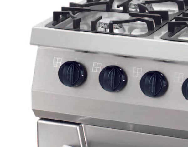 Aragaz profesional pe gaz Maxima Heavy Duty cu cuptor electric – 4 arzătoare – 30 kW – modul dublu – adâncime 70 cm — 4