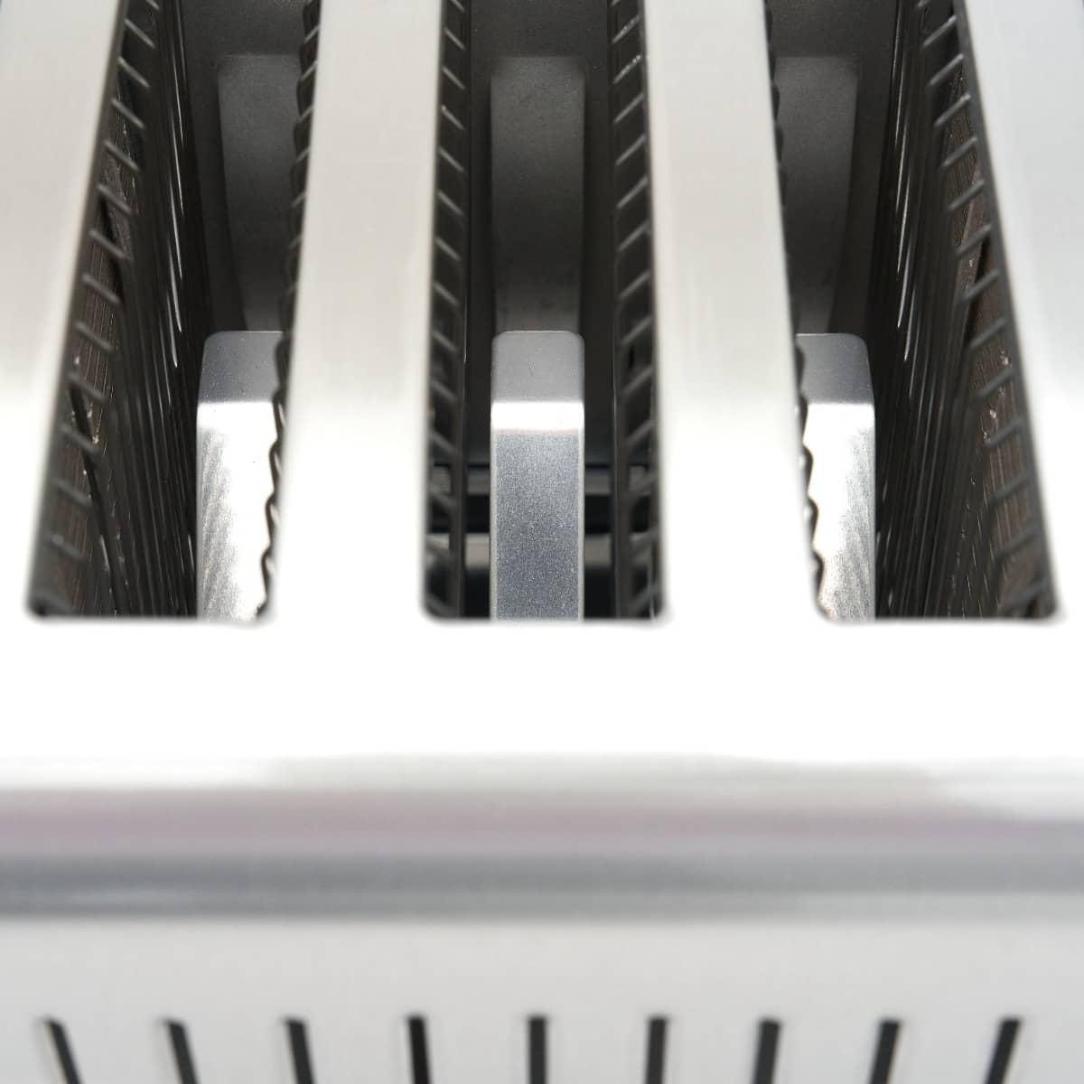 Toaster - 6 Slices of Bread — 8