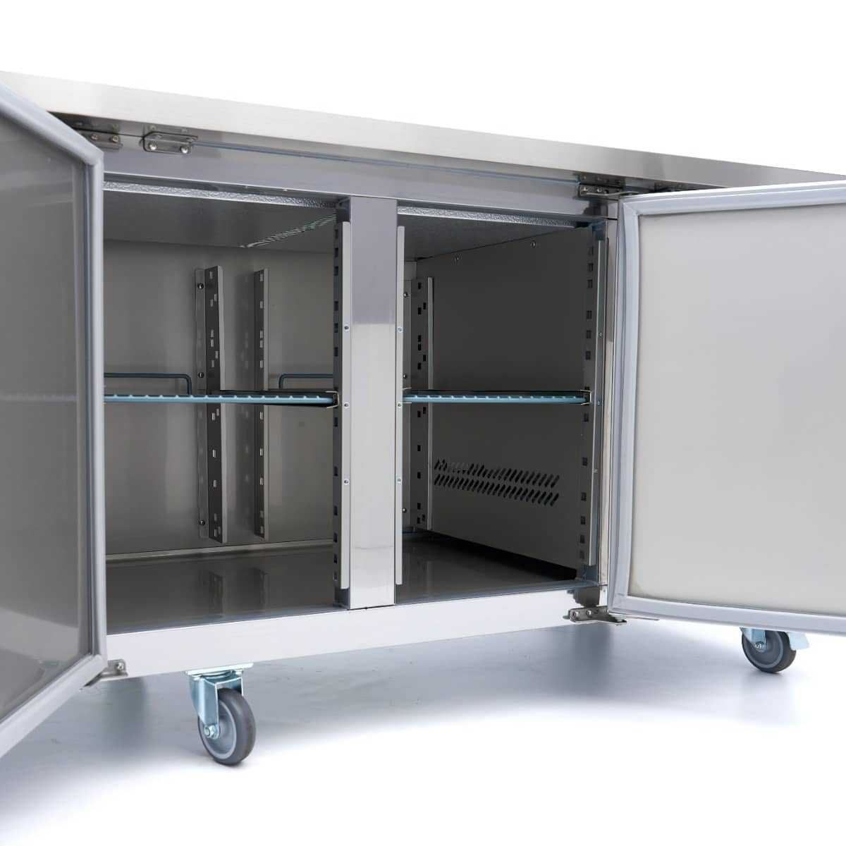 Counter Freezer - 223cm - 4 Doors — 10