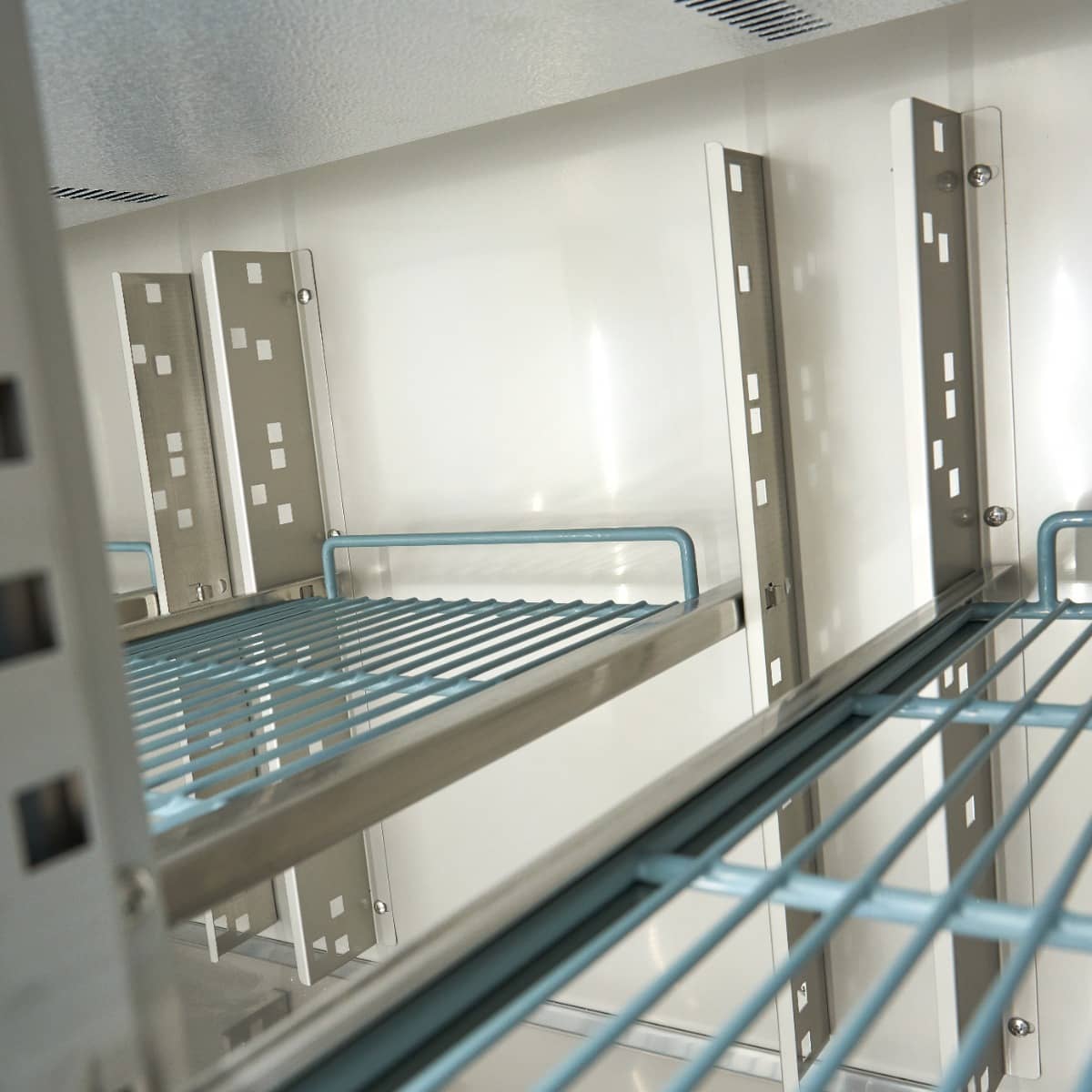 Counter Fridge - 180cm - 3 Glass Doors — 11