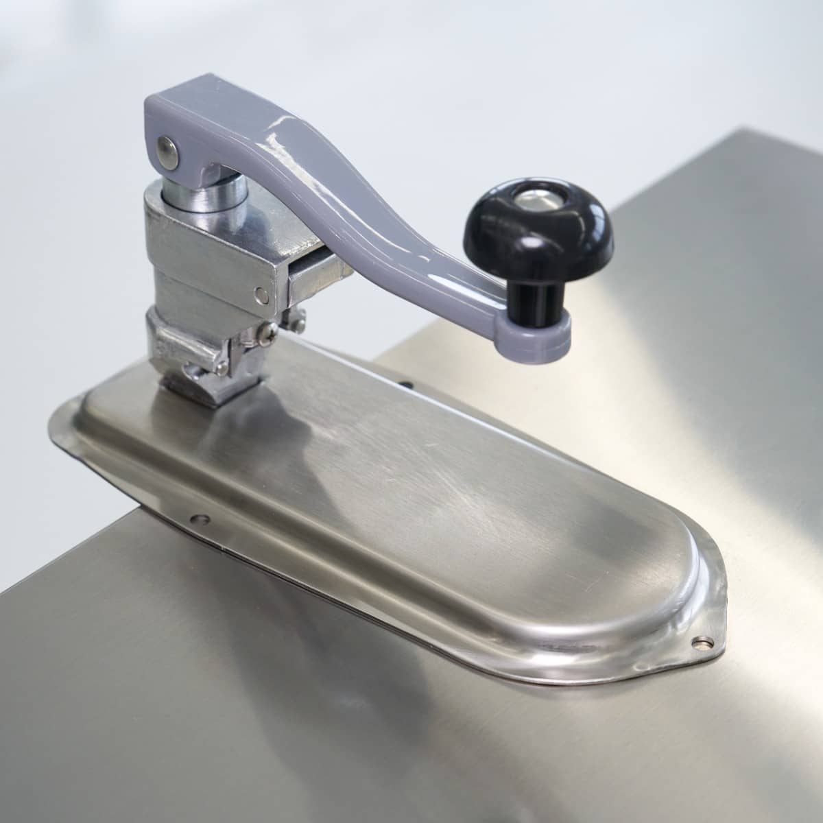 Can Opener - Manual — 11