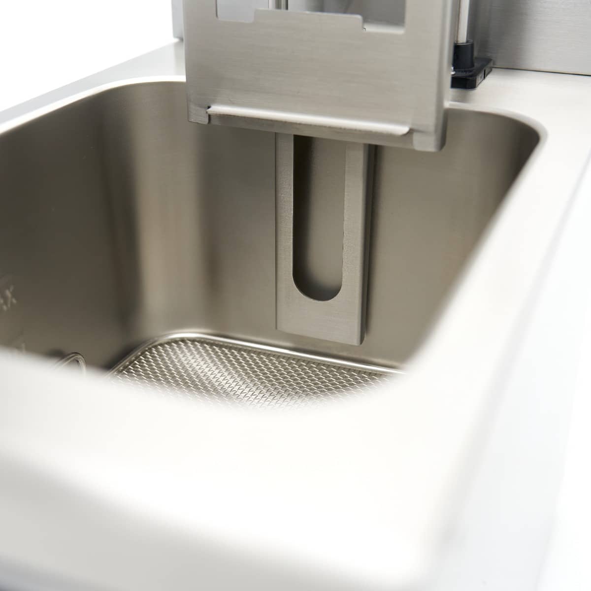 Deep Fryer - 8L - 1 Basket - Induction - Lift System - with Drain Tap — 17