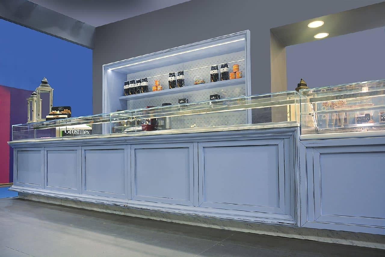 Linie profesională bar cu retro-bar frigorific Best Cold seria Ambra, iluminare LED, Italia — 3
