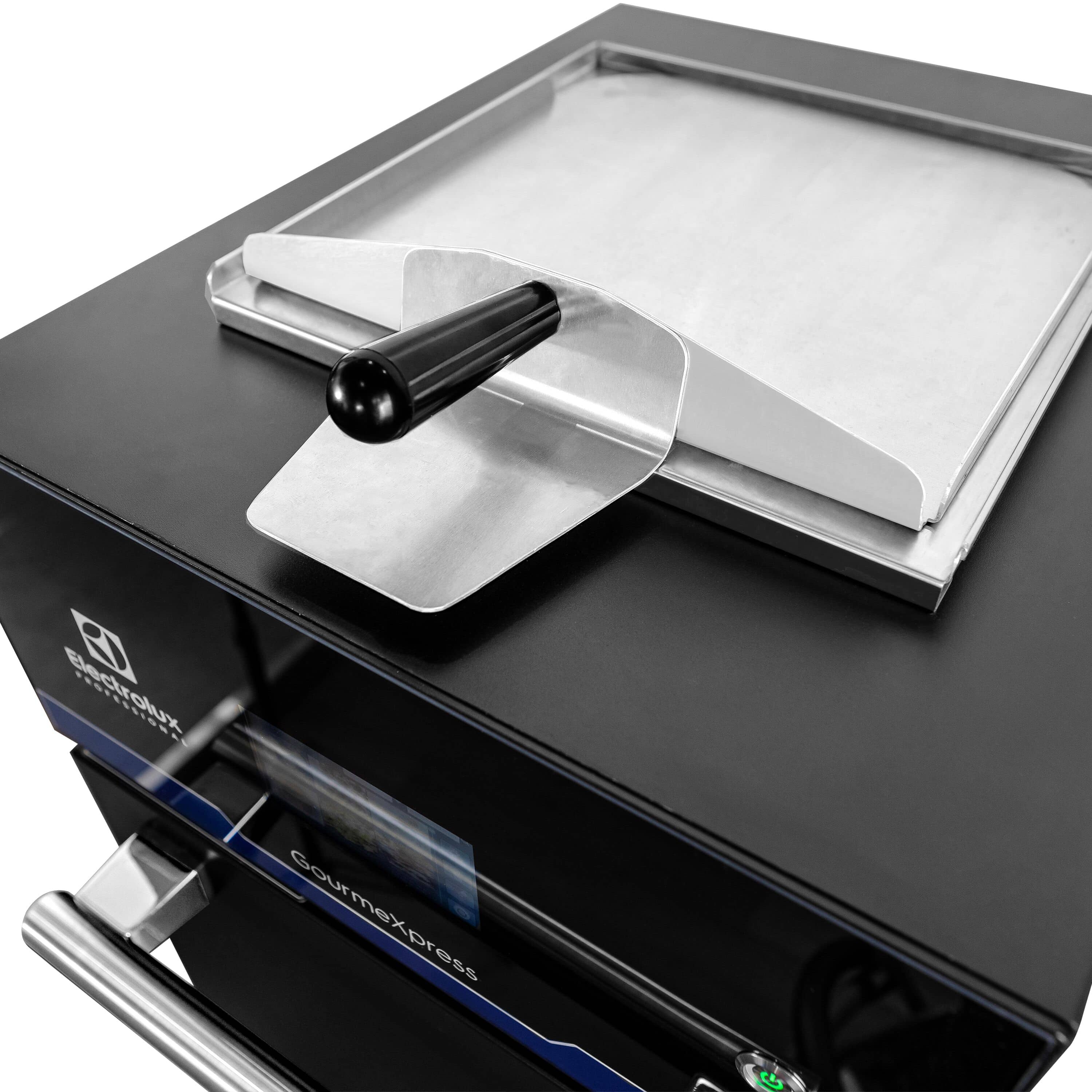 ELECTROLUX | GourmeXpress Cuptor comercial rapid - Cuptor cu microunde + Impingement - Ecran tactil - 5.8 kW — 4
