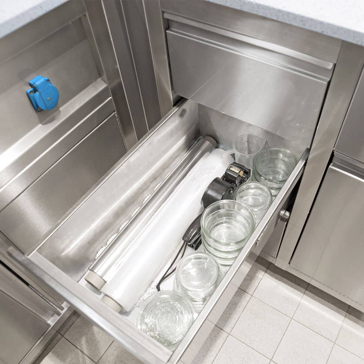 Masă tip dulap PREMIUM - oțel inoxidabil - cu 2 sertare - 500x600 mm — 7