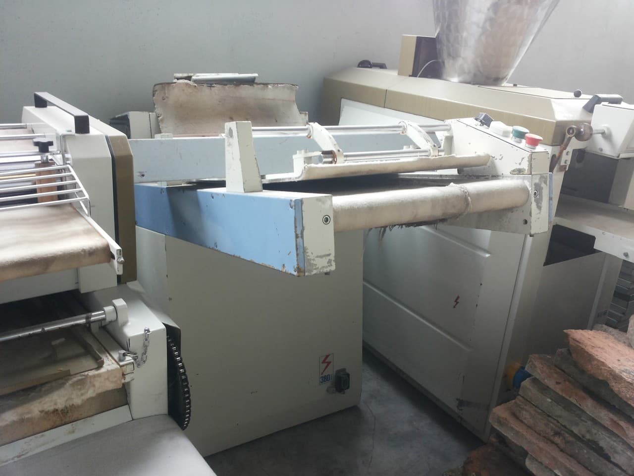 Mașină de Format Baghete și Franzelator Kosmitech