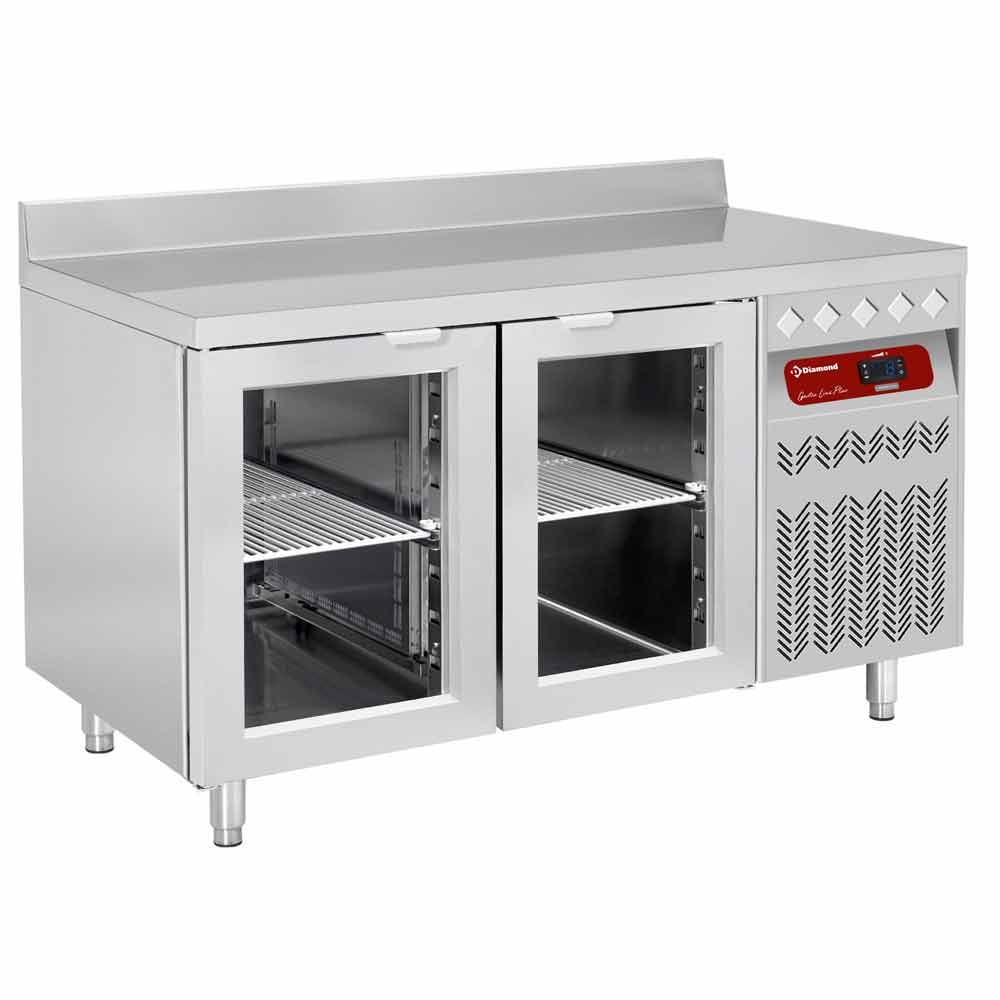 Wall ventilated refrigerated table, 2 glass doors GN 1/1, 260 liters – Lichidare stoc (2)