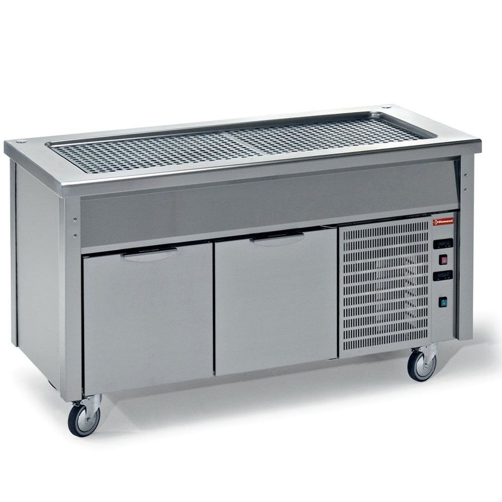 Element with refrigerated top on open cupboard + wheels