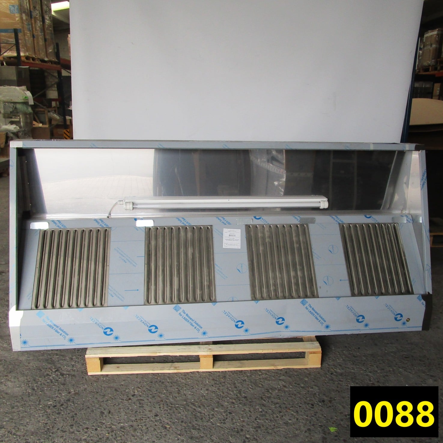 Wall-mounted hood Snack version with motor, lighting and speed governor, 2400x1100 mm - DAMAGED