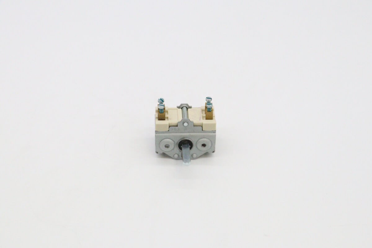 M700 - 2 Pole On Off Switch