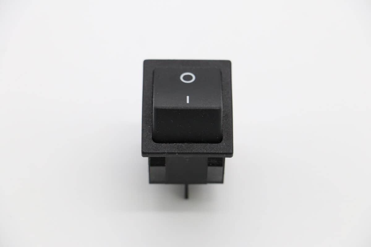 EPO1/2/3 - Light Switch (<2019) — 3