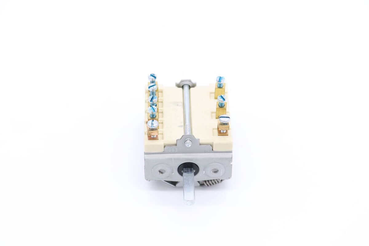 M700 - 5 Pole Switch For Hot Plates — 5