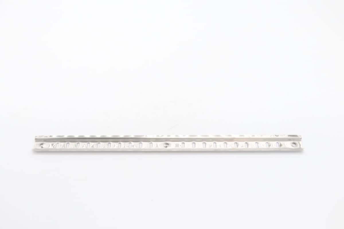 BC3 - Strip For Clips Of Shelf — 2