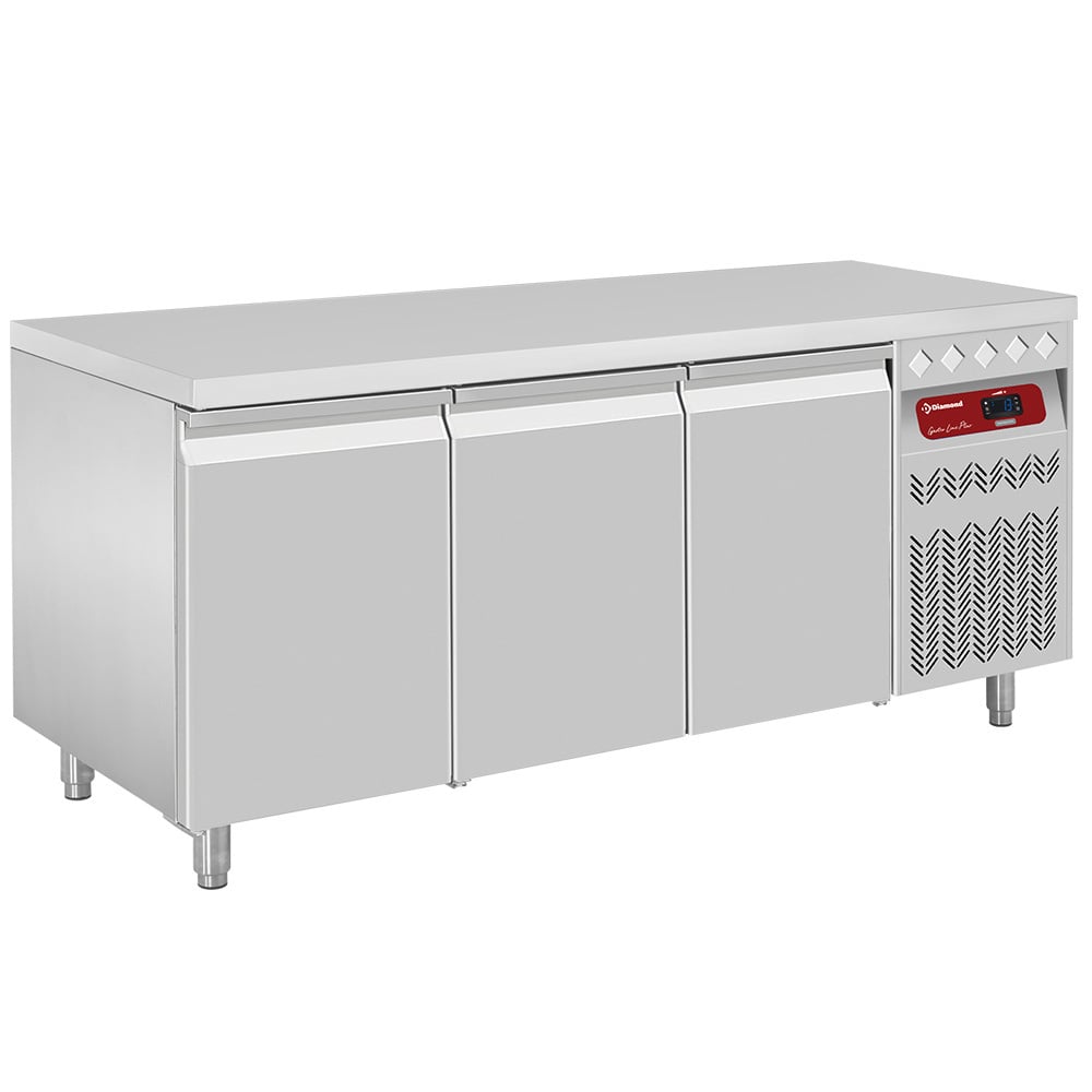 Ventilated refrigerated table, 3 doors GN 1/1, 405 Lit. – Model expus